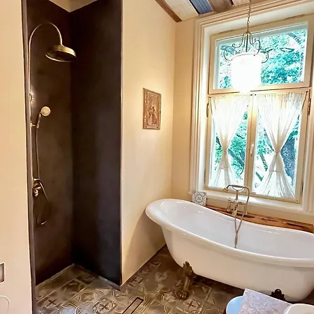 Lägenhet Near Old Town, Eco-friendly High Quality 3-rooms *